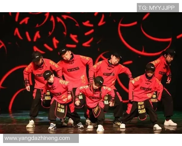 南京极限运动嘉年华街舞队精彩节奏表现引发热烈反响 南京极限运动嘉年华街舞队精彩节奏表现引发热烈反响